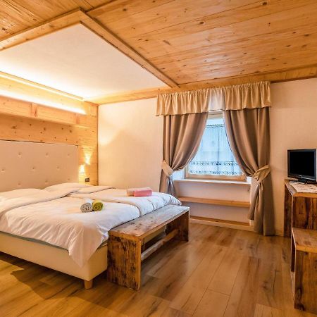 Chalet Osmar Appartamento 1 Campitello di Fassa Exterior foto
