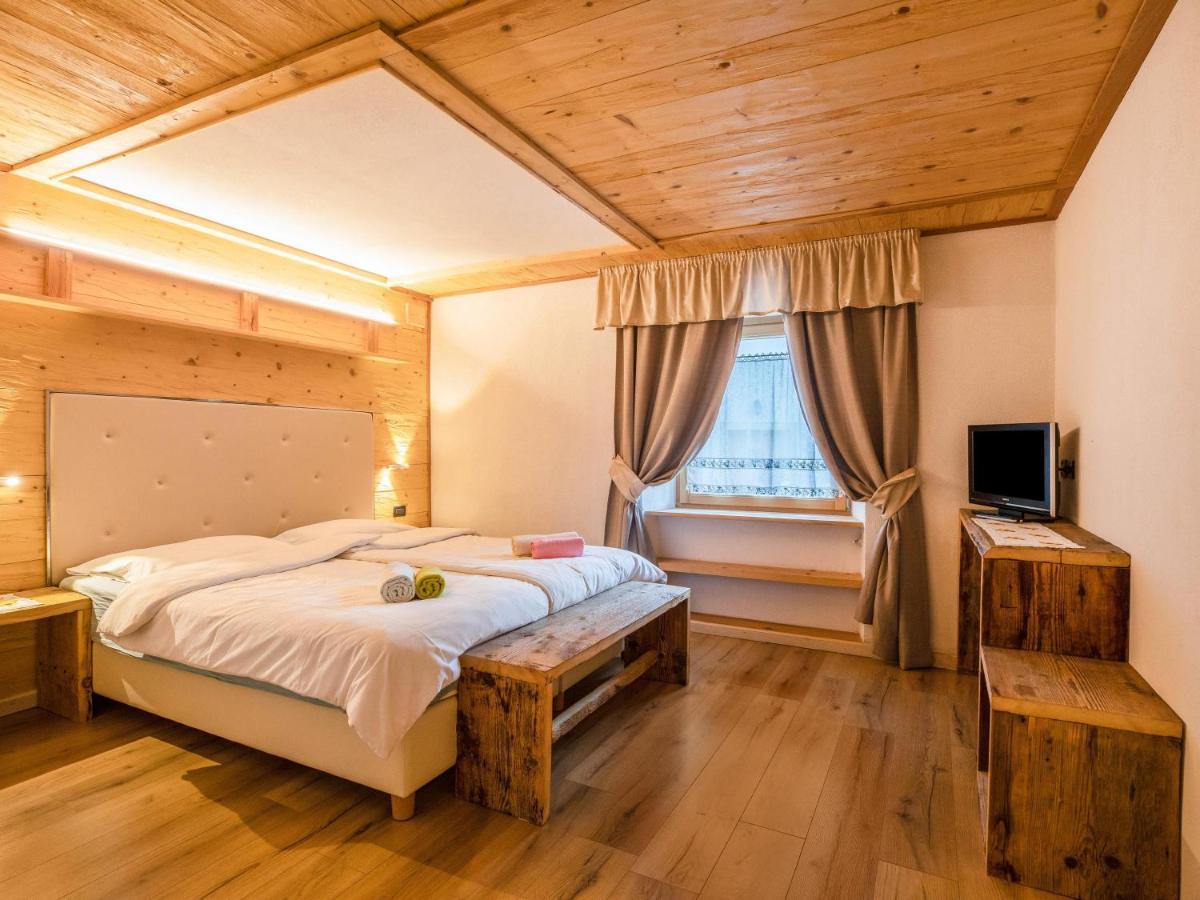 Chalet Osmar Appartamento 1 Campitello di Fassa Exterior foto